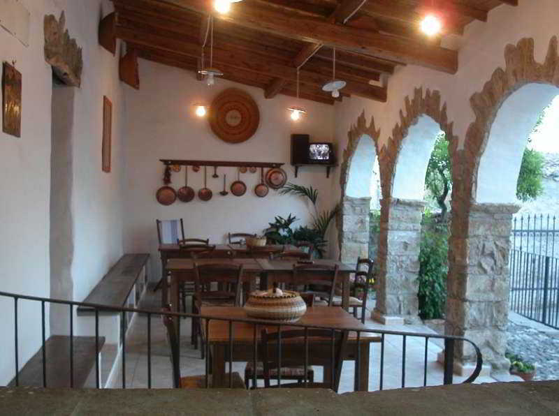 La Rosa Hotel
